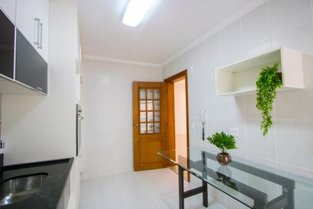 Apartamento à venda com 106m², 3 quartos e 2 vagas Apartamento à venda com 106m², 3 quartos e 2 vagasCozinha