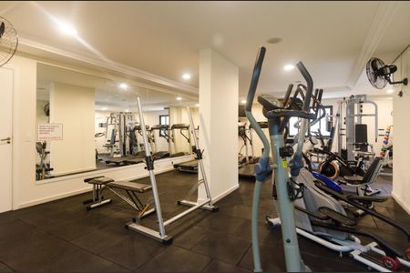 Apartamento à venda com 106m², 3 quartos e 2 vagas Apartamento à venda com 106m², 3 quartos e 2 vagasÁrea comum - Academia