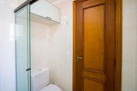 Apartamento à venda com 106m², 3 quartos e 2 vagas Apartamento à venda com 106m², 3 quartos e 2 vagasBanheiro do quarto 1