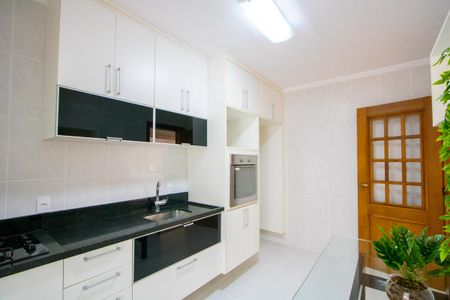 Apartamento à venda com 106m², 3 quartos e 2 vagas Apartamento à venda com 106m², 3 quartos e 2 vagasCozinha