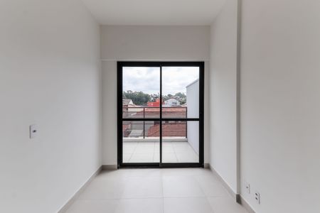 Sala / Cozinha de apartamento para alugar com 1 quarto, 38m² em Vila Sonia, São Paulo