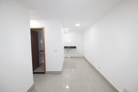 Apartamento à venda com 40m², 2 quartos e sem vagaSala / Cozinha 