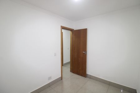 Quarto 1 de apartamento para alugar com 2 quartos, 40m² em Jardim Paraíso, São Paulo