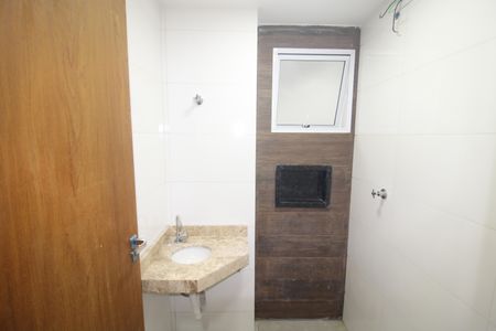 Apartamento à venda com 40m², 2 quartos e sem vagaBanheiro