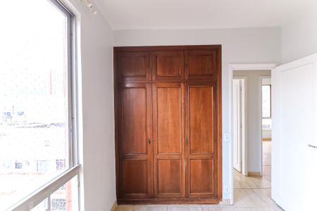 Apartamento para alugar com 73m², 3 quartos e 1 vaga Apartamento para alugar com 73m², 3 quartos e 1 vagaQuarto