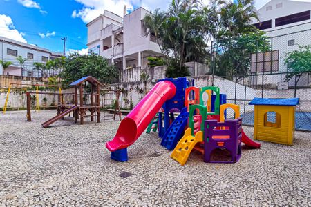 Apartamento para alugar com 73m², 3 quartos e 1 vaga Apartamento para alugar com 73m², 3 quartos e 1 vagaÁrea comum - Playground