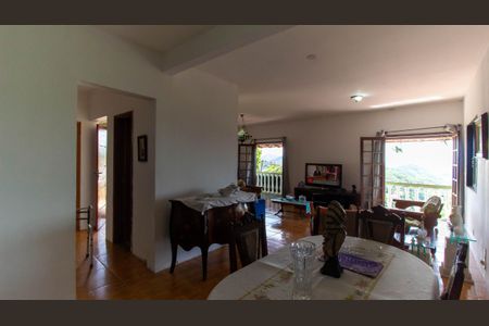 Apartamento à venda com 3 quartos, 148m² em Badu, Niterói