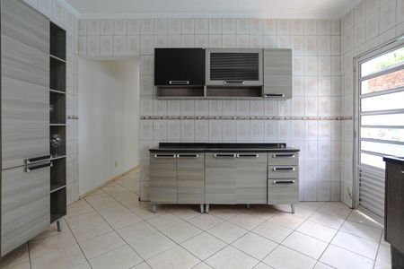 Casa para alugar com 480m², 3 quartos e 2 vagasCozinha