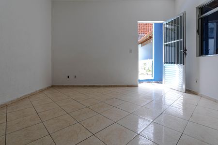 Casa para alugar com 480m², 3 quartos e 2 vagasSala
