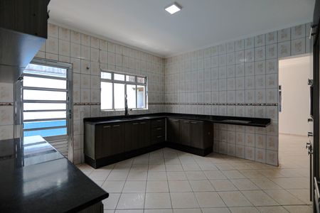 Casa para alugar com 480m², 3 quartos e 2 vagasCozinha