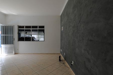 Sala de casa para alugar com 3 quartos, 480m² em Vila Nova Cintra, Mogi das Cruzes