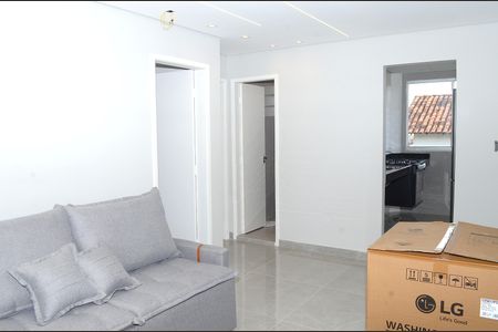 Sala de apartamento à venda com 2 quartos, 50m² em Vitoria, Belo Horizonte