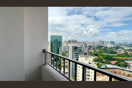 Varanda de kitnet/studio à venda com 1 quarto, 25m² em Pinheiros, São Paulo