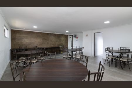 Apartamento para alugar com 56m², 2 quartos e 1 vagaÁrea comum - Salão de festas