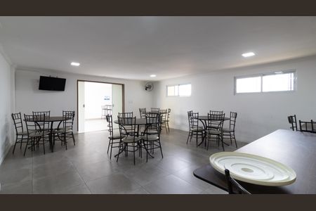 Apartamento para alugar com 56m², 2 quartos e 1 vagaÁrea comum - Salão de festas