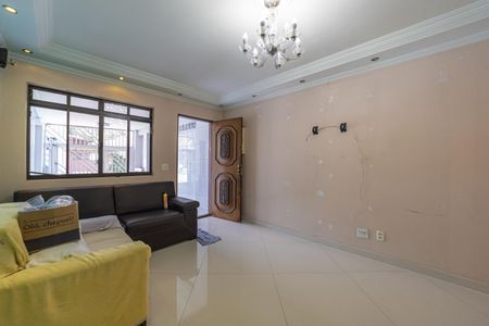 Sala de casa para alugar com 2 quartos, 200m² em Jardim Três Marias, São Paulo