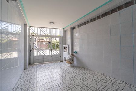 Casa à venda com 200m², 2 quartos e 1 vagaGaragem