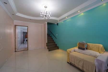 Sala de casa para alugar com 2 quartos, 200m² em Jardim Três Marias, São Paulo