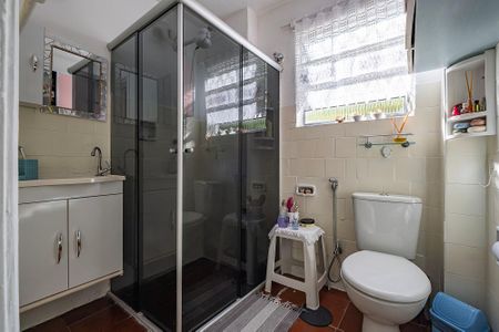 Banheiro de apartamento para alugar com 1 quarto, 49m² em Cerqueira César, São Paulo