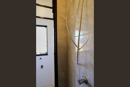 Apartamento à venda com 73m², 2 quartos e 2 vagasBanheiro de serviço