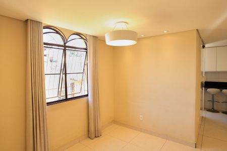 Sala de apartamento à venda com 2 quartos, 73m² em Horto, Belo Horizonte