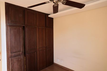 Apartamento à venda com 73m², 2 quartos e 2 vagasQuarto