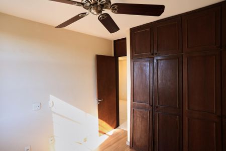 Quarto de apartamento à venda com 2 quartos, 73m² em Horto, Belo Horizonte