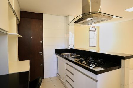 Apartamento à venda com 73m², 2 quartos e 2 vagasCozinha