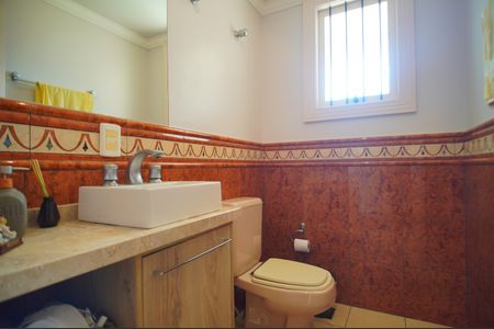 Casa para alugar com 267m², 4 quartos e 2 vagasLavabo