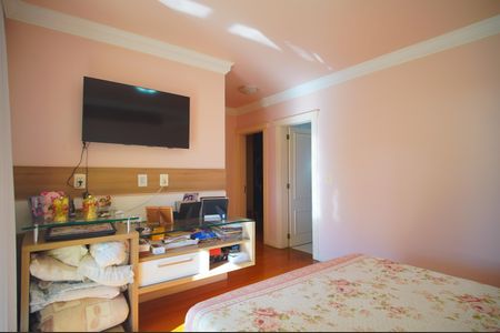 Casa para alugar com 267m², 4 quartos e 2 vagasSuíte 