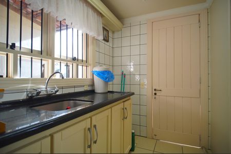 Casa para alugar com 267m², 4 quartos e 2 vagasÁrea de Serviço