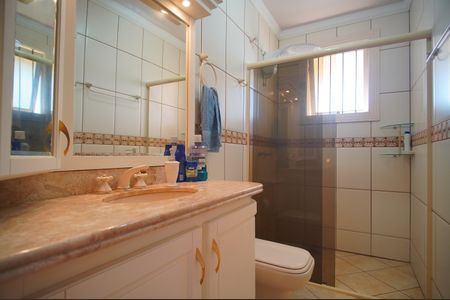 Casa para alugar com 267m², 4 quartos e 2 vagasBanheiro