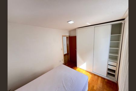 Quarto de apartamento para alugar com 1 quarto, 43m² em Monte Castelo, São José dos Campos