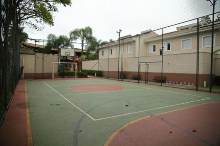Casa à venda com 127m², 3 quartos e 3 vagasQuadra Esportiva 