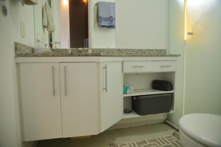 Casa à venda com 127m², 3 quartos e 3 vagasBanheiro da Suíte 