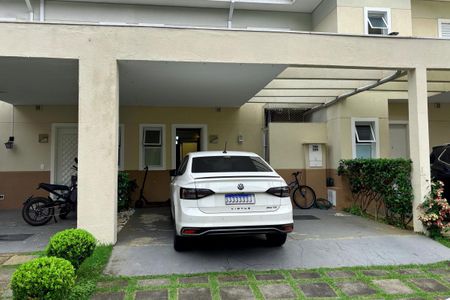 Casa à venda com 127m², 3 quartos e 3 vagasFachada /Garagem 