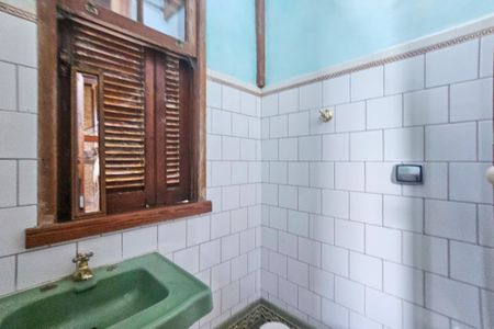 Casa de condomínio para alugar com 400m², 4 quartos e 5 vagas Casa de condomínio para alugar com 400m², 4 quartos e 5 vagasbanheiro 1