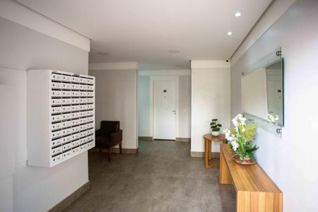 Apartamento à venda com 65m², 3 quartos e 2 vagasHall social