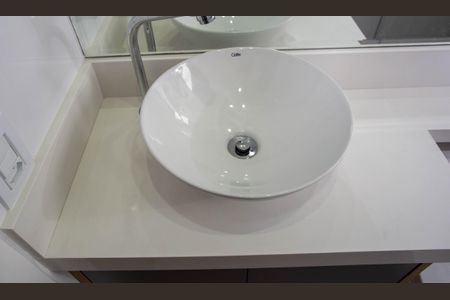 Apartamento à venda com 65m², 3 quartos e 2 vagasBanheiro da Suíte