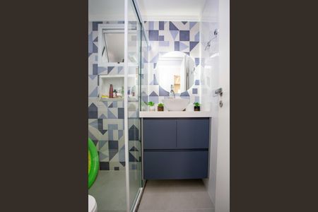 Apartamento à venda com 65m², 3 quartos e 2 vagasBanheiro Social