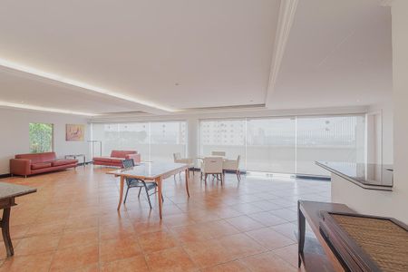 Apartamento à venda com 126m², 2 quartos e 2 vagasSalão de Festas