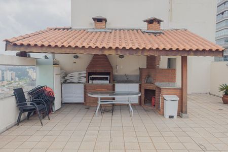 Apartamento à venda com 126m², 2 quartos e 2 vagasChurrasqueira