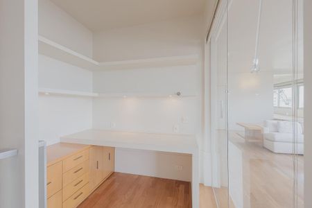 Apartamento à venda com 126m², 2 quartos e 2 vagasEscritório