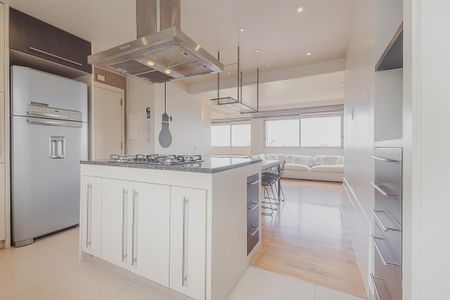 Apartamento à venda com 126m², 2 quartos e 2 vagasCozinha