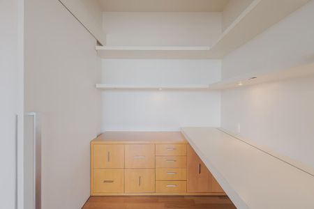 Apartamento à venda com 126m², 2 quartos e 2 vagasEscritório