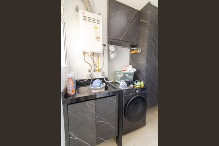 Apartamento para alugar com 215m², 3 quartos e 4 vagasÁrea de Serviço