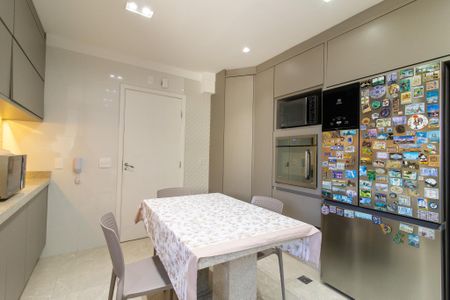 Apartamento para alugar com 215m², 3 quartos e 4 vagasCozinha