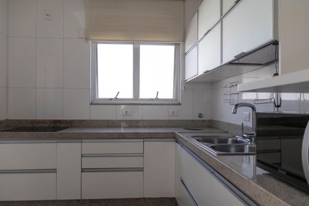 Apartamento à venda com 95m², 3 quartos e 2 vagasCozinha