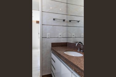 Apartamento à venda com 95m², 3 quartos e 2 vagasBanheiro da Suíte