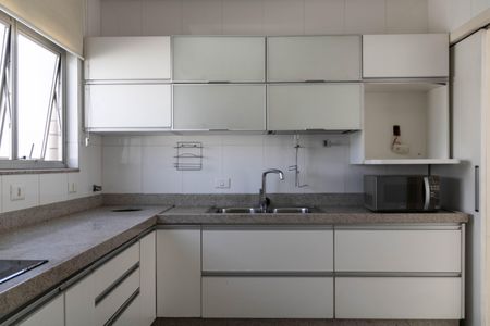 Apartamento à venda com 95m², 3 quartos e 2 vagasCozinha